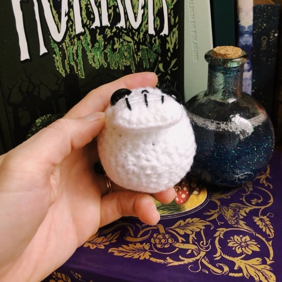 Cute Spooky Handmade Skull Decoration! - Picture 7 of 12